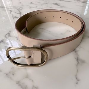 Anthropologie belt